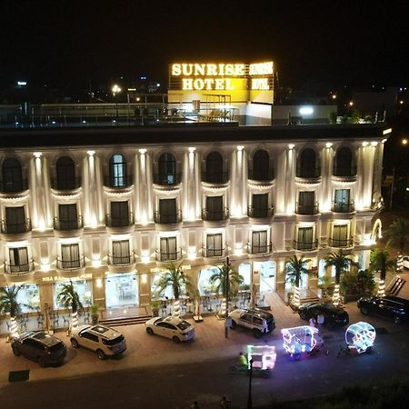 Sunrise Hotel Hà Tiên Extérieur photo
