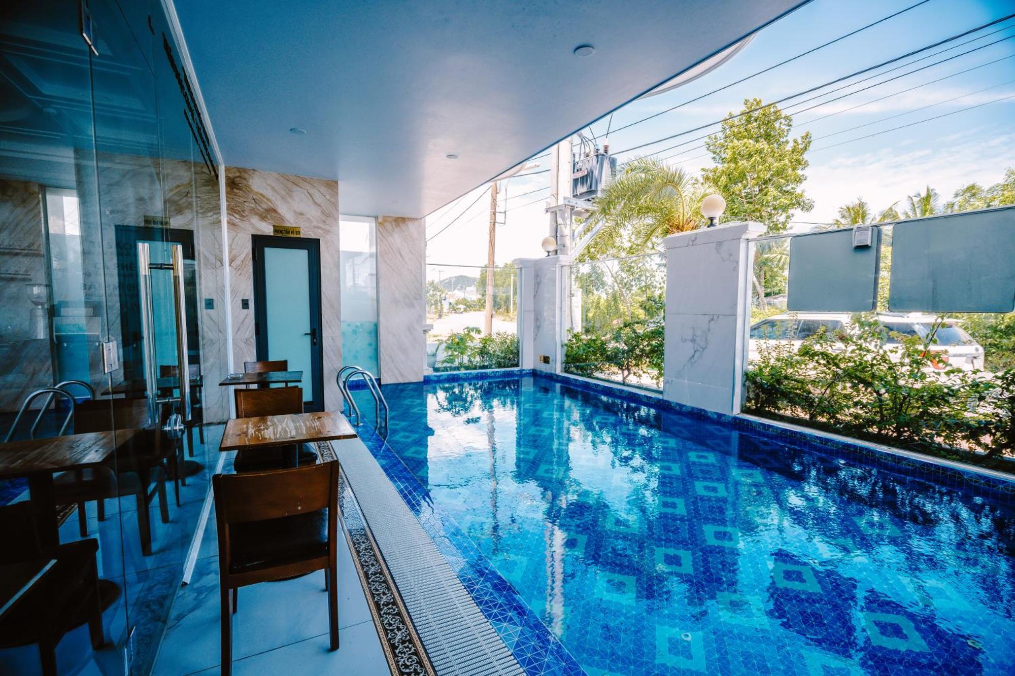 Sunrise Hotel Hà Tiên Extérieur photo