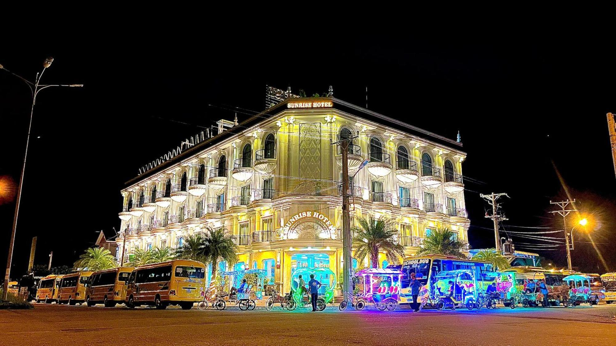 Sunrise Hotel Hà Tiên Extérieur photo
